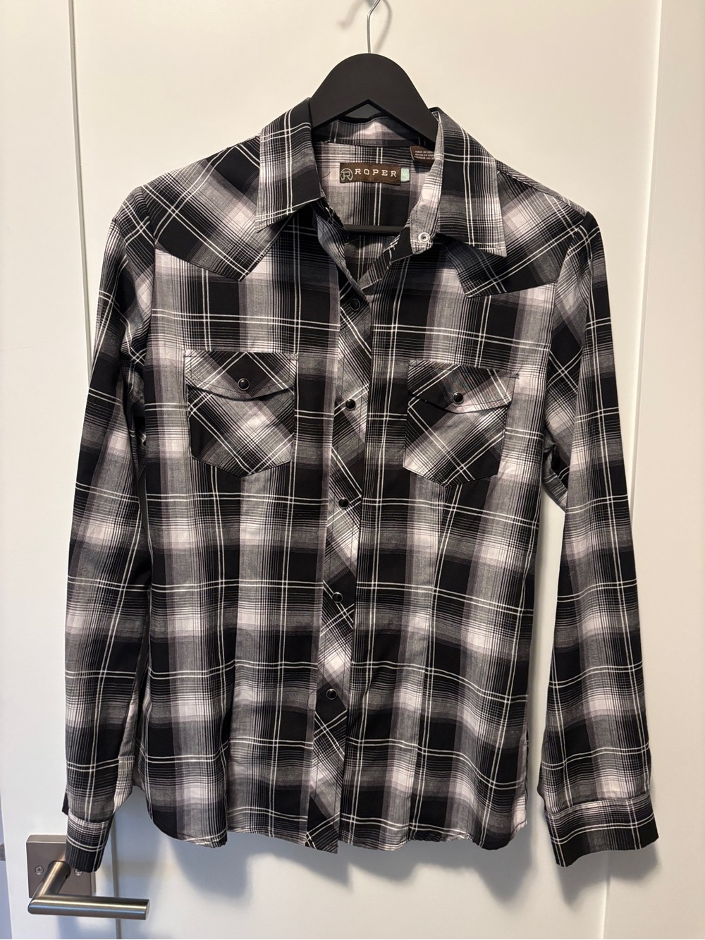 Roper Women’s Black and White Plaid Western Button-Down Shirt